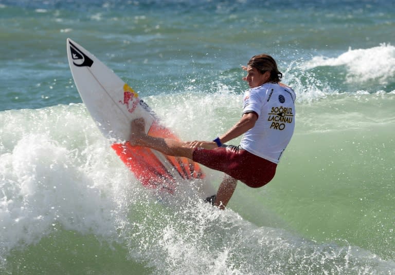 Italian surfer Leonardo Fioravanti, 19, makes his full-time debut next week on the Championship Tour, the elite surfers circuit, on Australia's Gold Coast