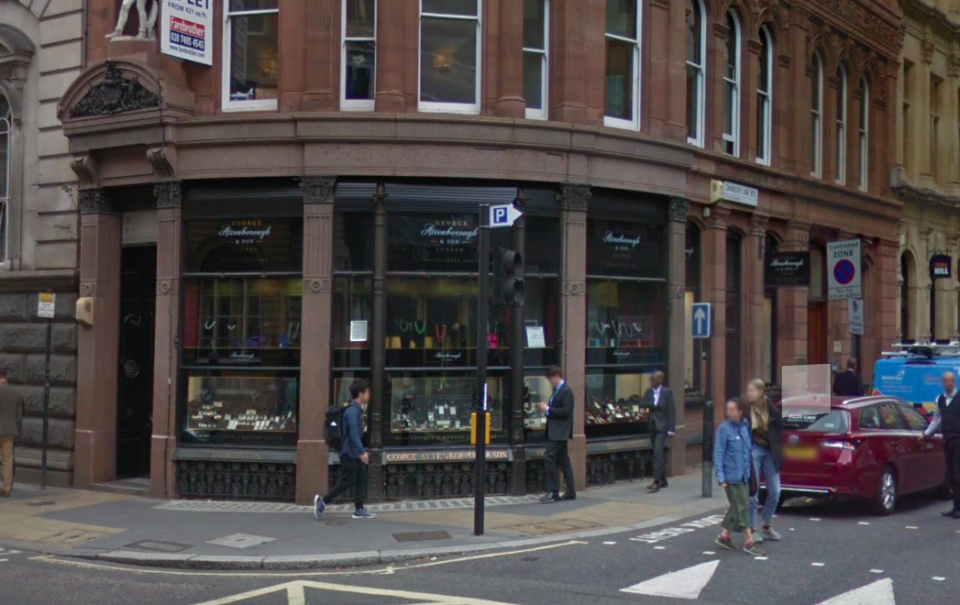 <em>The shop is situated on Fleet Street in the heart of Central London (Google)</em>