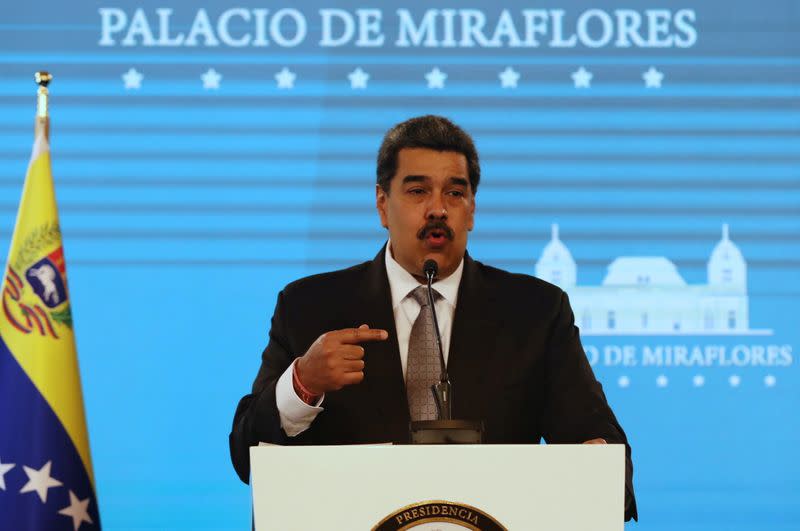 FOTO DE ARCHIVO-El presidente de Venezuela, Nicolás Maduro, habla durante una conferencia de prensa en Caracas