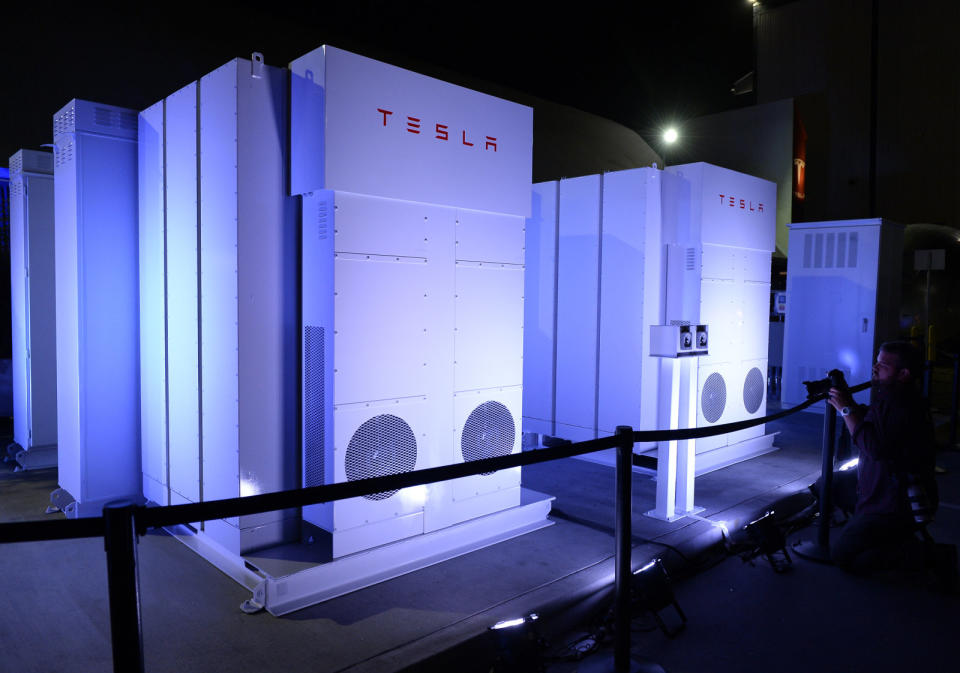 Volkswagen announced today that it will be using Tesla Powerpack battery