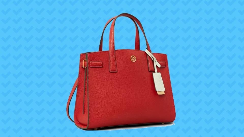 Cyber Monday 2020: You can get this Tory Burch bag on sale at Bloomingdale's today.