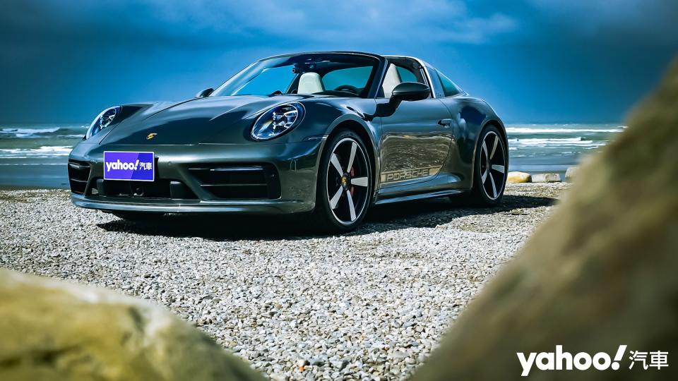 2022 Porsche 911 Targa 4S西濱試駕，懂你要的浪漫、更解你駕馭的渴望！