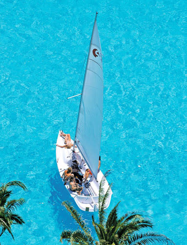 World's largest outdoor pool