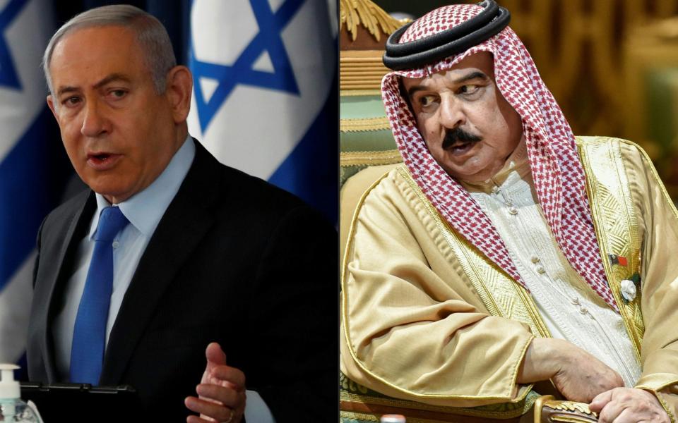 Israeli Prime Minister Benjamin Netanyahu , left, and King Hamad bin Isa Al Khalifa of Bahrain - AFP