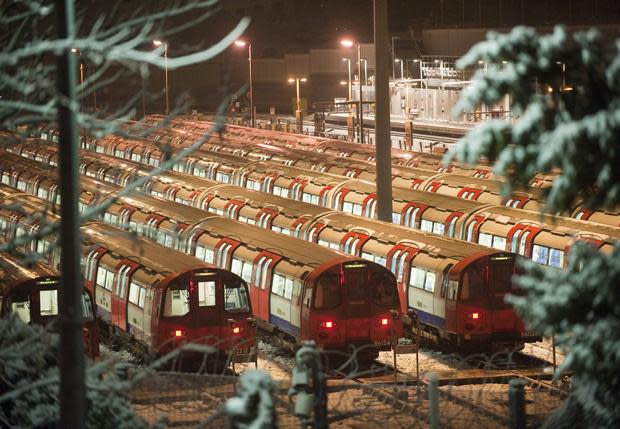 Snow on London tube trains in Stanmore (Jeremy Selwyn)