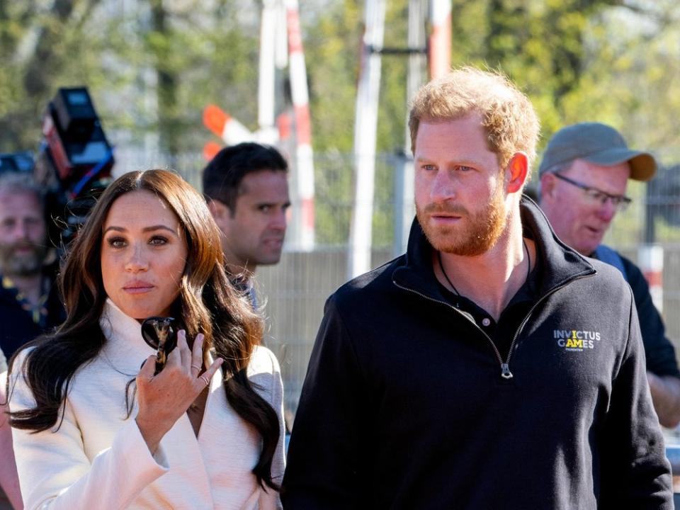 Prinz Harry und Herzogin Meghan: Was erwartet sie in England? (Bild: imago images/PPE)