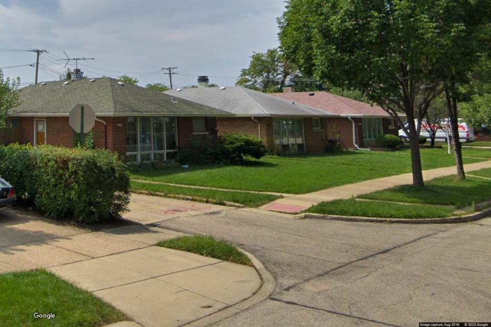The owners of the Dunkin'-Baskin-Robbins at 5150 Touhy Ave. have purchased the three single-family homes to the north of the restaurant with plans to demolish them to make way for a larger building with dual drive-thru lanes, according to village staff. (Google Maps)