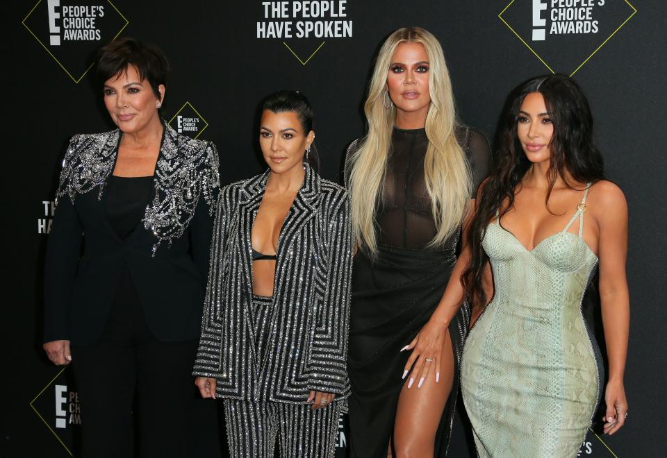 Kris, Kourtney, Khloe, and Kim at E! People Choice Awards