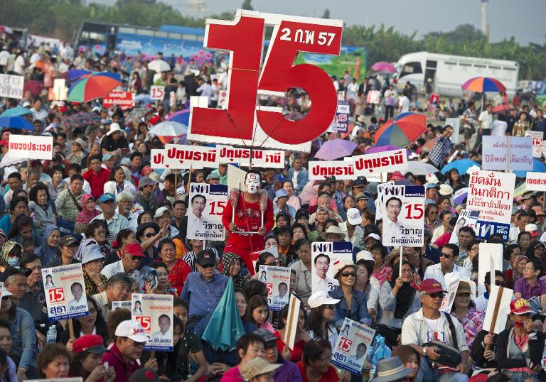 Supporters of the Puea Thai party attend an election campaign rally in Bangkok, on January 4, 2014