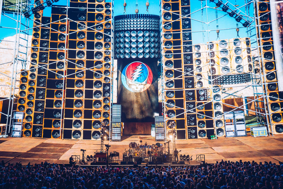 Dead & Company Venture Out to Space — And Their Past — at Dazzling Sphere Opener