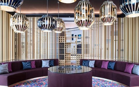 T-Time, W Lounge, W Dubai – The Palm