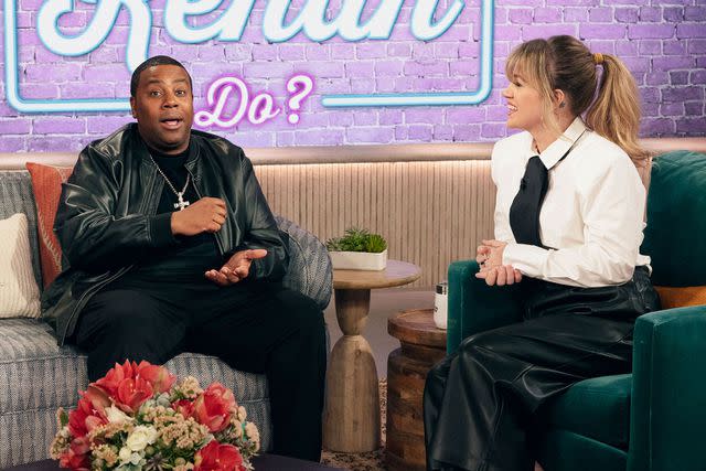 <p>Weiss Eubanks/NBCUniversal via Getty</p> Kenan Thompson and Kelly Clarkson on 'The Kelly Clarkson Show'