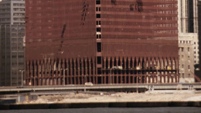 world trade center under construction