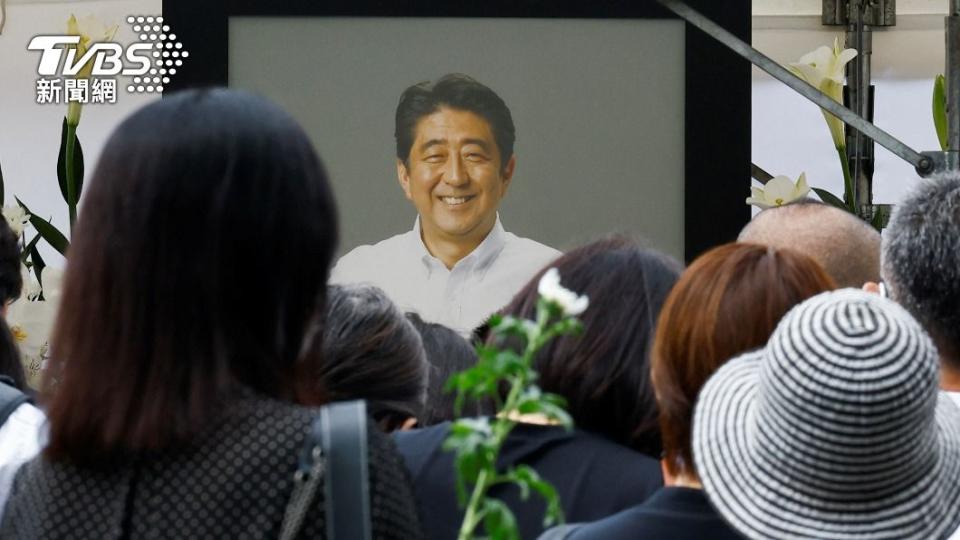 前首相安倍遭槍擊身亡。（圖／達志影像路透社）