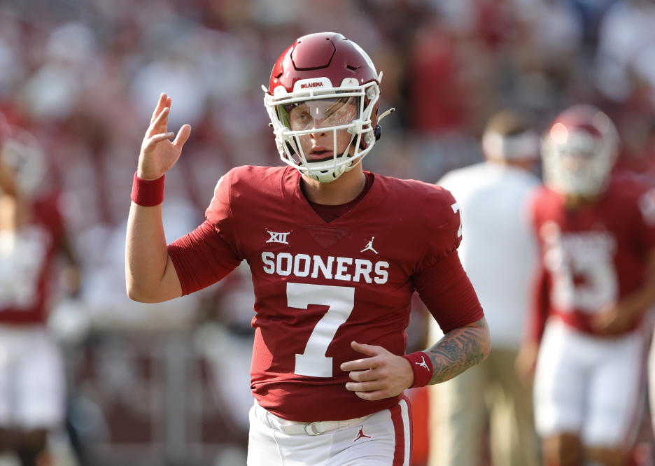 Here we go again: Early Bleacher Report 2022 mock draft sends QB to Falcons  - The Falcoholic