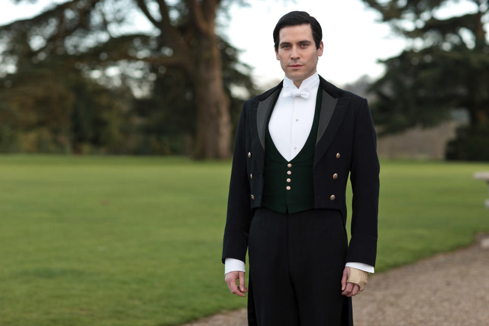 DOWNTON ABBEY, Rob James-Collier, (Season 4), 2010