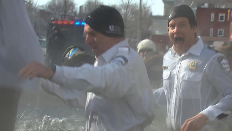 Montrealers take on Verdun Polar Bear Plunge challenge for Special Olympics