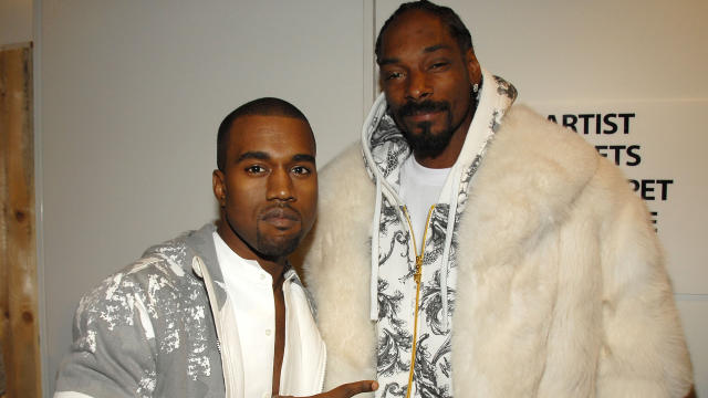Snoop Dogg Replies to Kanye West Calling His 1994 Tommy Hilfiger Outfit  'Impactful'