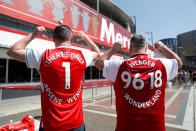 <p>Soccer Football – Premier League – Arsenal vs Burnley – Emirates Stadium, London, Britain – May 6, 2018 Arsenal fans before the game with Arsene Wenger shirts Action Images via Reuters/Matthew Childs EDITORIAL USE ONLY. No use with unauthorized audio, video, data, fixture lists, club/league logos or “live” services. Online in-match use limited to 75 images, no video emulation. No use in betting, games or single club/league/player publications. Please contact your account representative for further details. </p>