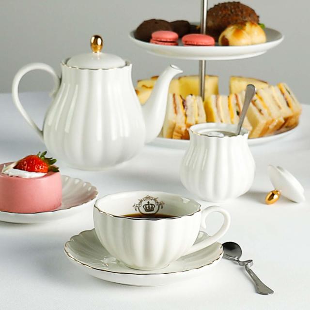 Buy Amazingware Royal Tea Cups and Saucers, with Gold Trim and