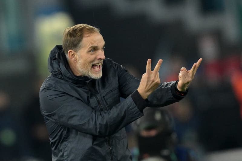 Bayern Munich coach Thomas Tuchel gives instructions to his players from the touchline during the UEFA Champions League round of 16 first leg soccer match between Lazio Roma and Bayern Munich at the Olympic Stadium. Alfredo Falcone/LaPresse via ZUMA Press/dpa