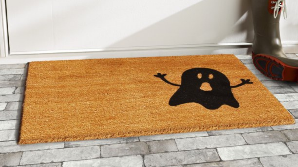 Casper would approve of this welcome mat.