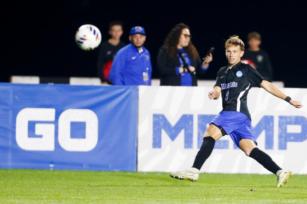 Richard Mulrooney: A look at the Memphis Tigers men's soccer coach