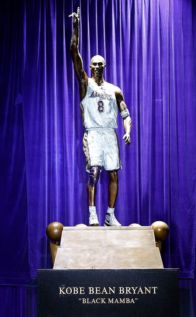 Kobe Bryant Statue