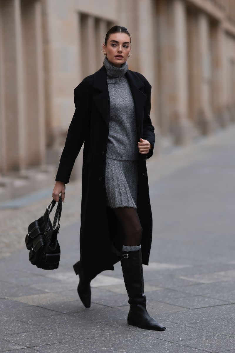 <p> One of the many great things about knee-high boots is they keep you warmer than other boot styles, especially if you’re pairing them with bare legs. To take the cosiness up a notch, layer a pair of knee-length socks underneath them. For added luxury, cashmere socks are a must. </p>