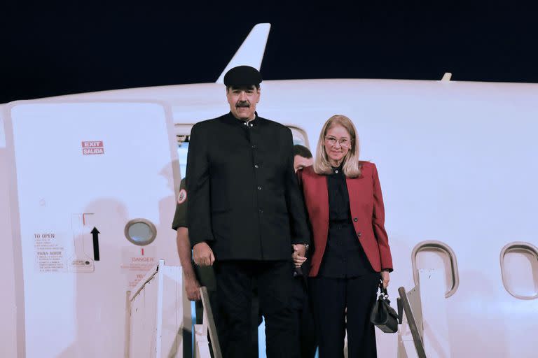 Nicolás Maduro y su mujer, Cilia Flores, al llegar a la reciente cumbre sudamericana en Brasilia
