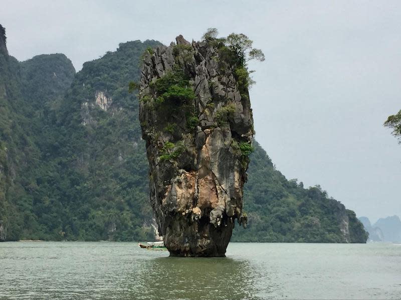 Island hopping in Thailand to James Bond Island