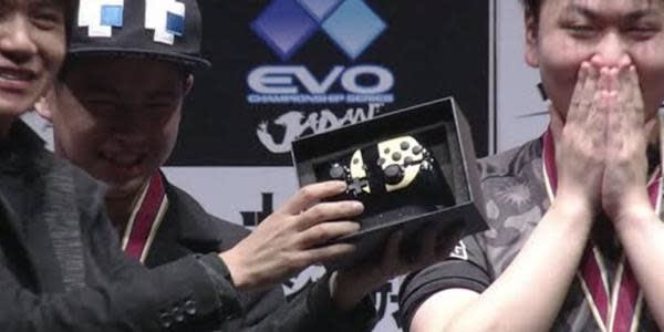 Tiran control del campeón de Super Smash Bros. Ultimate en EVO Japan 2020