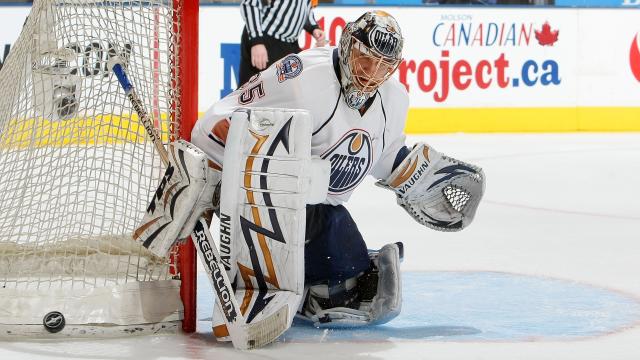 Chris Pronger of the Edmonton Oilers during Game 2 of the Western News  Photo - Getty Images