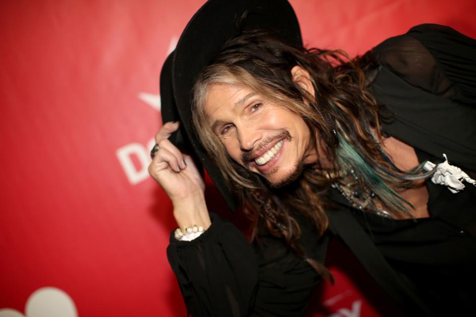 LOS ANGELES, CA - JANUARY 24:  Singer Steven Tyler of Aerosmith attends 2014 MusiCares Person Of The Year Honoring Carole King at Los Angeles Convention Center on January 24, 2014 in Los Angeles, California.  (Photo by Christopher Polk/Getty Images for NARAS)