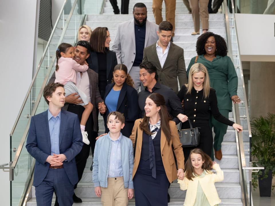 Freddie Highmore, Chuku Modu, Kayla Cromer, Christina Chang, Antonia Thomas, Wavvy Jonez, Will Yun Lee, Brandon Larracuente, Bria Samoné Henderson, Fiona Gubelman, and Paige Spara in "The Good Doctor"