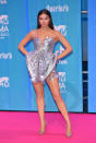 <p>La joven estrella fue una de las invitadas mejor vestidas de los MTV EMAs gracias a un original diseño de Armani Privé. (Foto: Corbis / Getty Images / Stephane Cardinale). </p>