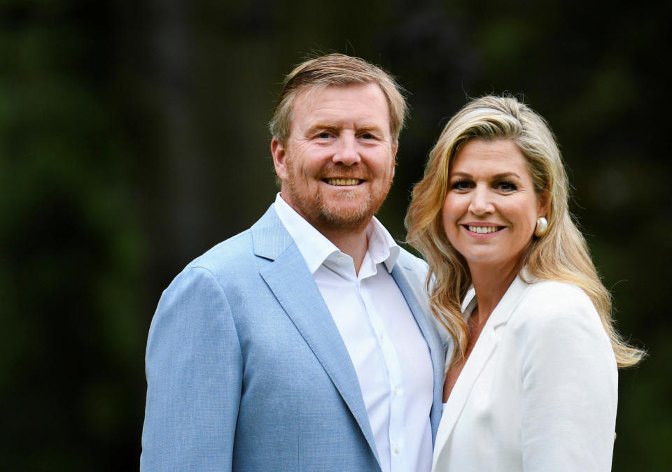 King Willem-Alexander and Queen Maxima of the Dutch Royal family pose during an official photo session in The Hague, Netherlands July 17, 2020. REUTERS/Piroschka van de Wouw/Pool