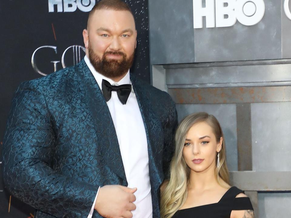 hafthor julius bjornsson and kelsey henson april 2019