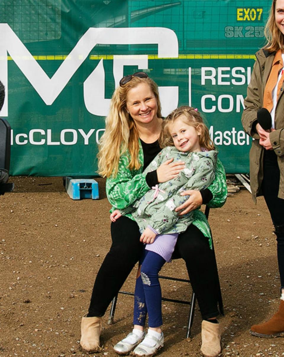 Mum Hayley Reeves and her daughter Jade <span>Claire</span> Reeves now six-years-old, have both had their battles against cancer. Source: Supplied