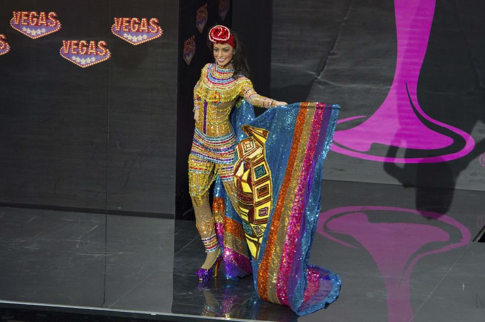 Alexia Viruez, Miss Bolivia 2013, models in the national costume contest during the Miss Universe 2013 pageant at Vegas Mall in Moscow