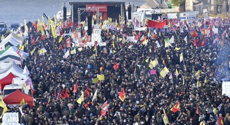 Prokurdische Demonstration am 12. November 2016 in Köln (Bild: AP Photo/Martin Meissner)