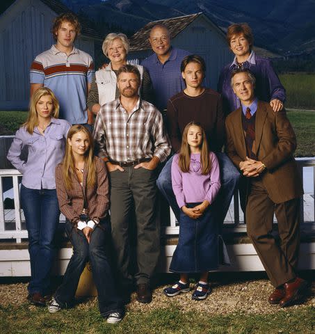 <p>Warner Bros./Getty Images</p> The cast of 'Everwood'