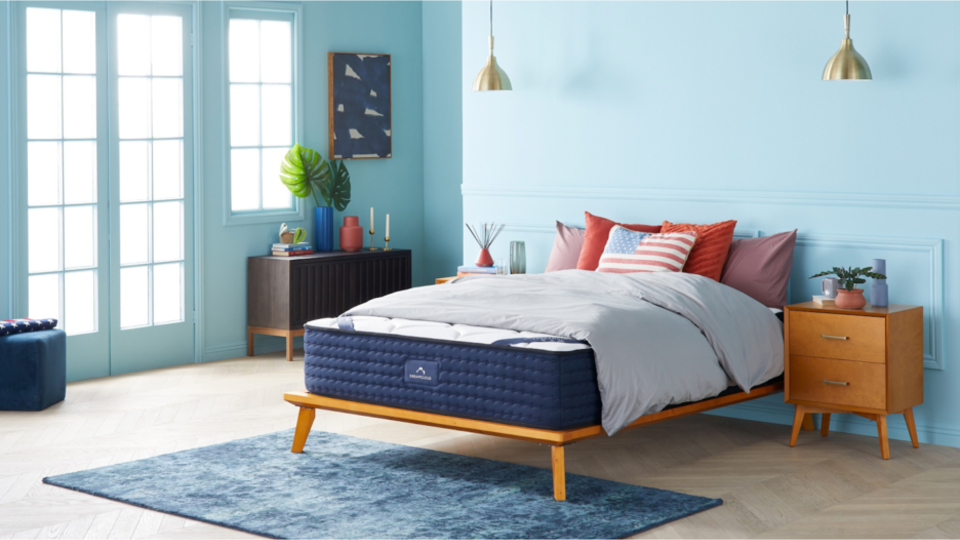 Shop DreamCloud’s flash sale to save 25% on mattresses and bedding this weekend only.