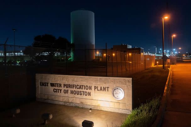 PHOTO: The East Water Purification Plant after a boil water notice was issued for the entire city of Houston, Nov. 28, 2022, in Houston. (Mark Mulligan/Houston Chronicle via AP)