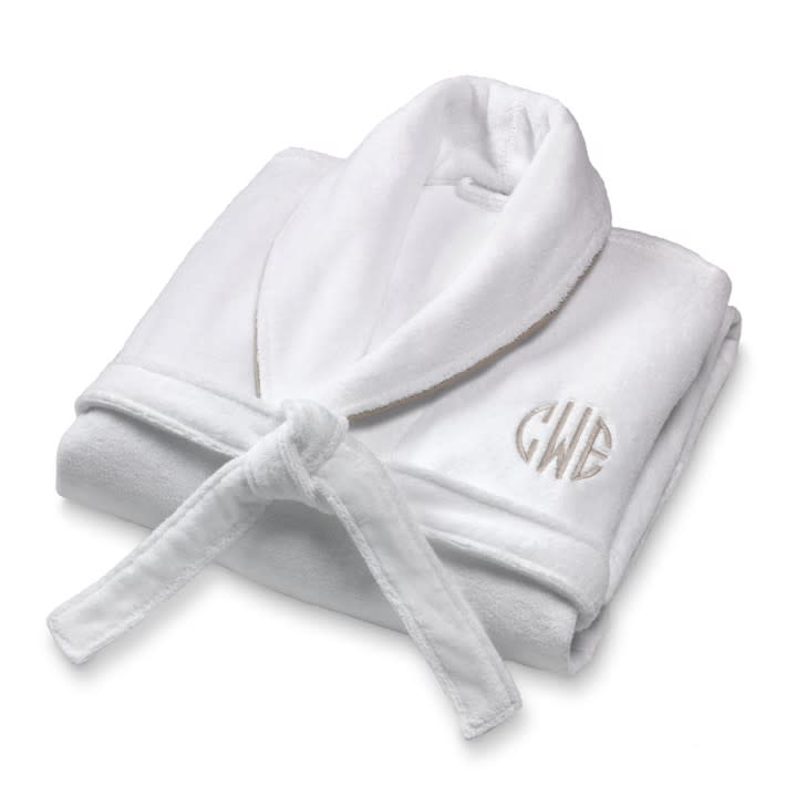 <p><a href="https://go.redirectingat.com?id=74968X1596630&url=https%3A%2F%2Fwww.williams-sonoma.com%2Fproducts%2Fsolid-hydrocotton-robe-piping&sref=https%3A%2F%2Fwww.housebeautiful.com%2Fshopping%2Fg45415057%2Fgifts-for-grandparents%2F" rel="nofollow noopener" target="_blank" data-ylk="slk:Shop Now;elm:context_link;itc:0;sec:content-canvas" class="link rapid-noclick-resp">Shop Now</a></p><p>Chambers Solid Hydrocotton Robe </p><p>williams-sonoma.com</p><p>$129.00</p>