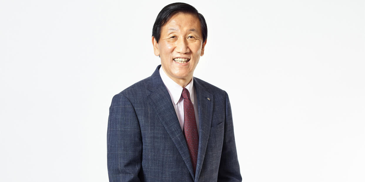 Seiji	Yasubuchi, president and CEO, AXA Holdings Japan	
