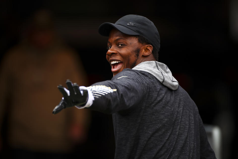 Teddy Bridgewater stood to benefit from shredding the defense in practice. Instead, he helped them understand what was coming. (Photo by Will Vragovic/Getty Images)