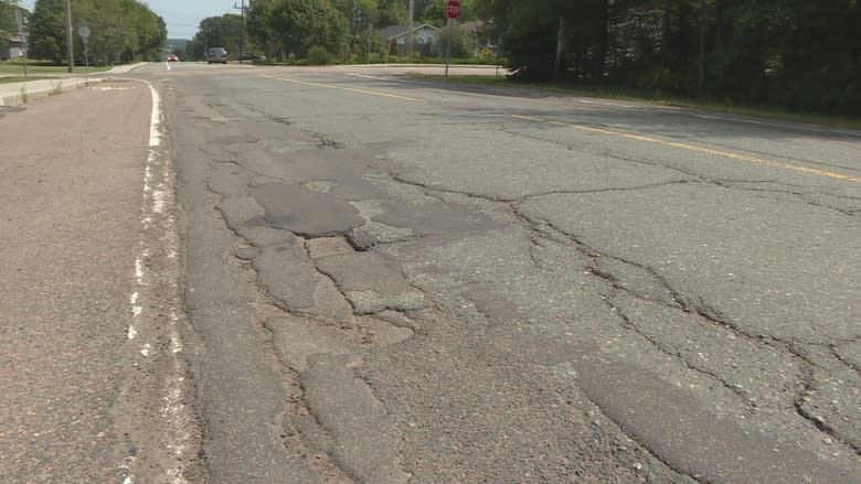 Cracks in pavement lead to heated debate at Charlottetown council