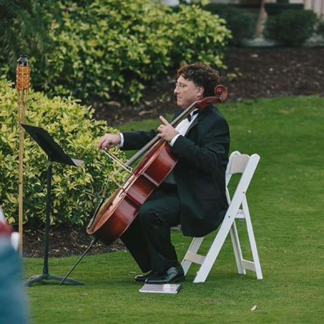 Musician removed from flight as cello  'posed safety risk'