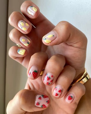 <p><a href="https://www.instagram.com/rachelsuenails/" data-component="link" data-source="inlineLink" data-type="externalLink" data-ordinal="1">rachelsuenails</a></p>